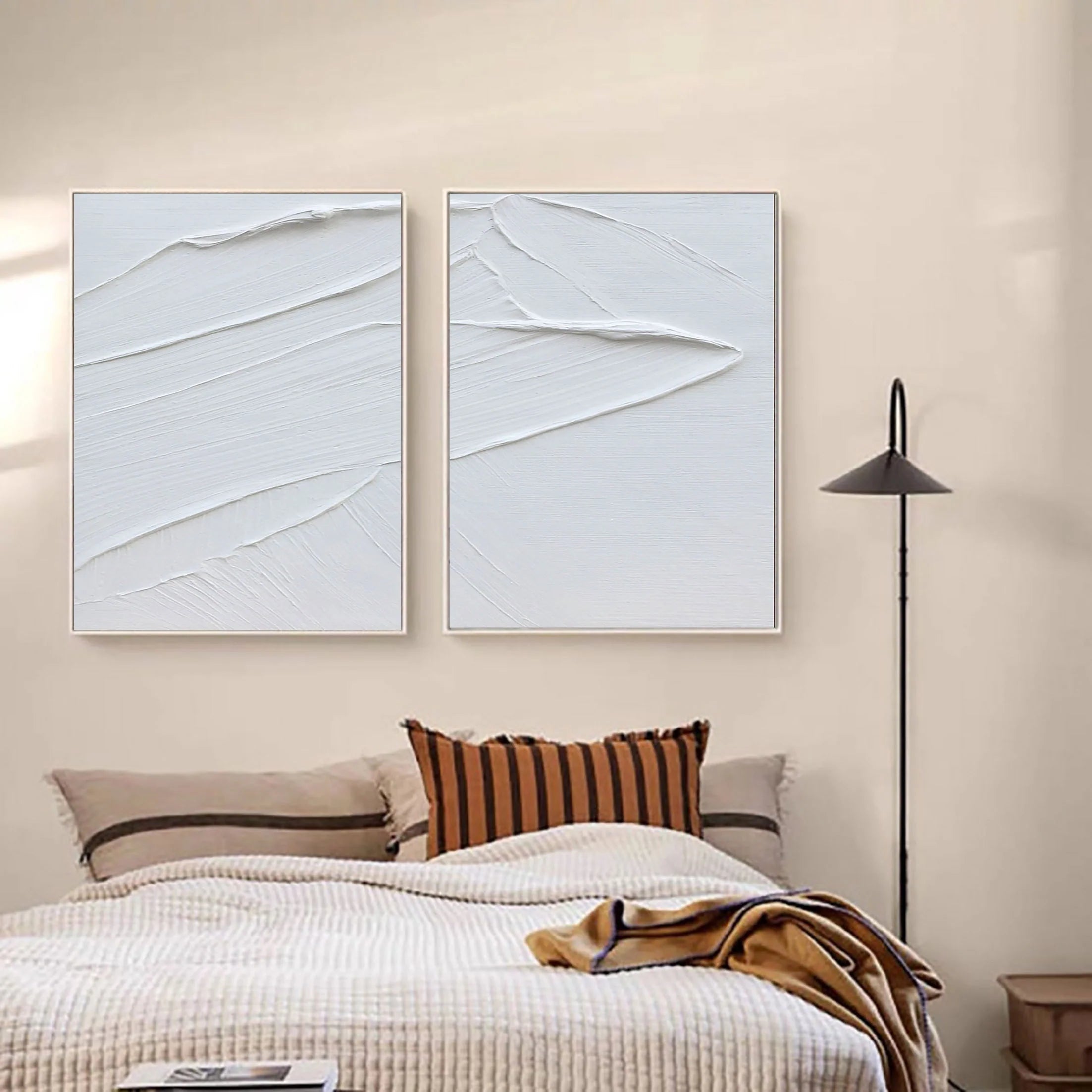 Set of 2 Plaster Art Minimalistic Painting Wall Decor for Room